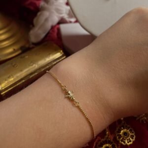 The fleur bracelet