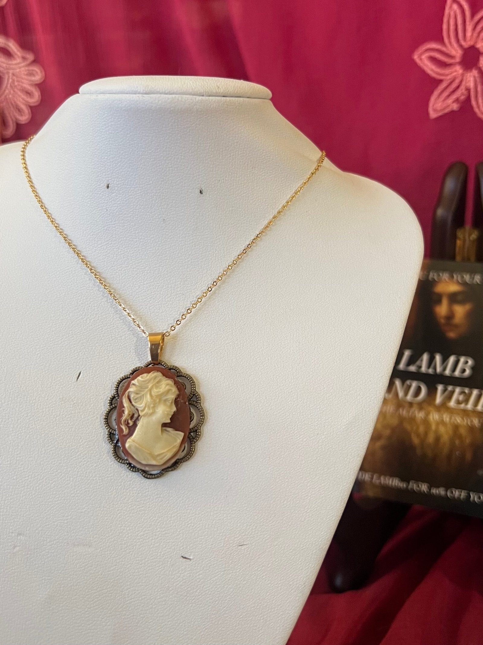 The Mourning Cameo necklace