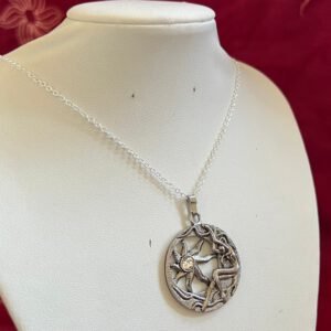 The mystic maiden vintage necklace
