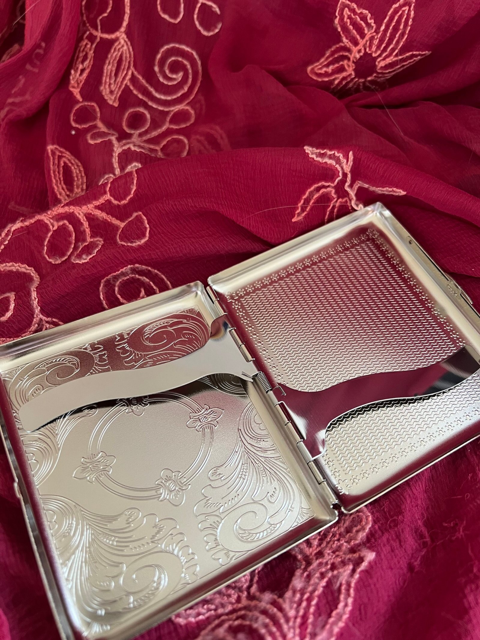 VICE & VESSEL — Antique Charm Cigarette Case - Image 2