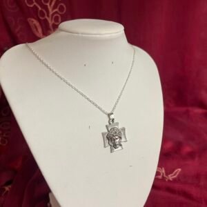 The Veronica’s Veil Necklace